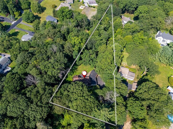 Property Photo: 6 Algonquin Drive NY 10514