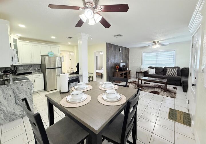 Property Photo: 2115 W Virginia Avenue FL 33607