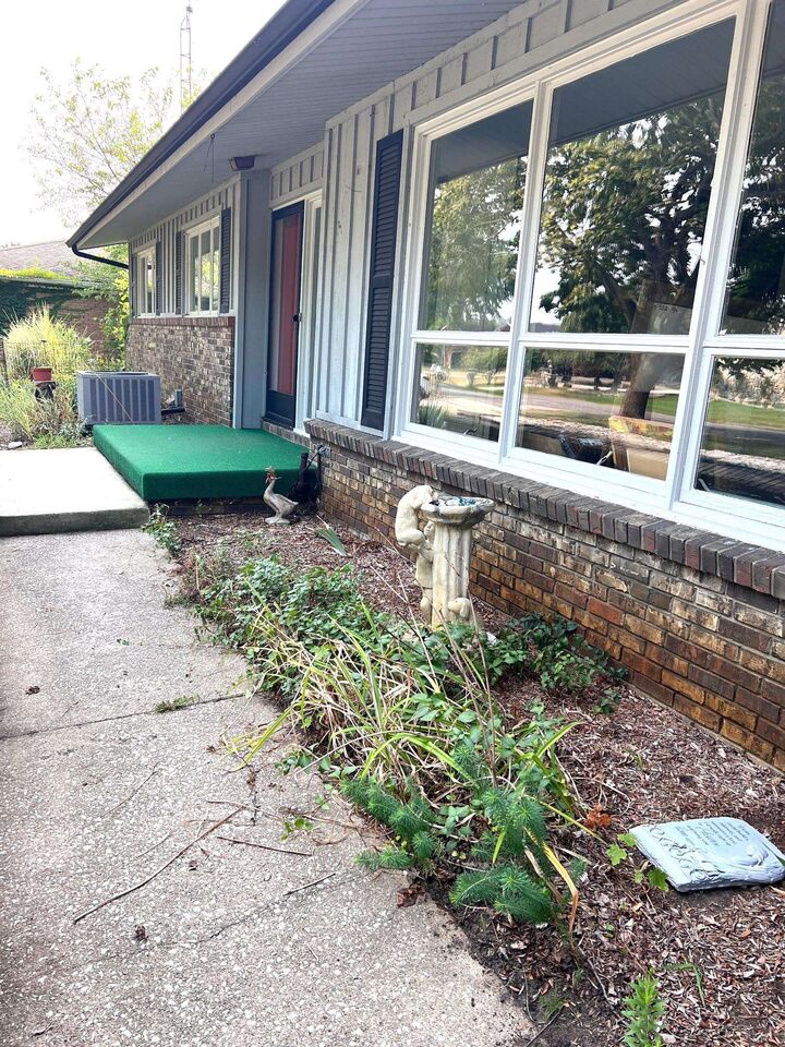 Property Photo:  4854 Apache Path  MI 48867 