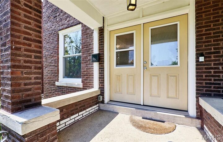 Property Photo: 4936 Odell Street MO 63139
