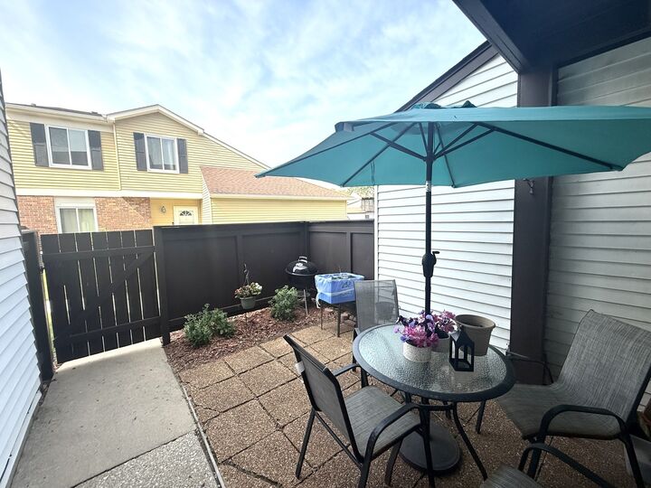 Property Photo:  25 Fernwood Drive 25P  IL 60440 