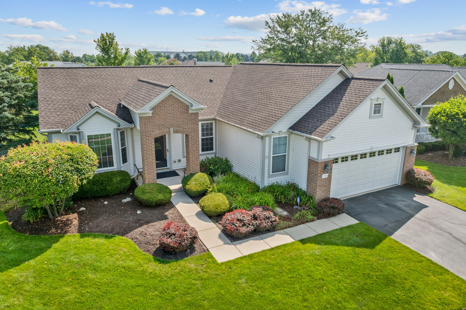 Property Photo: 12332 Cold Springs Drive IL 60142