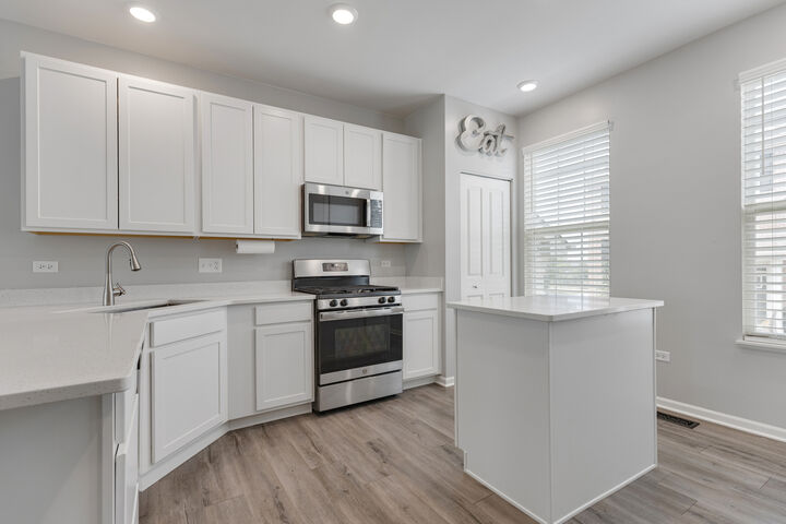 Property Photo: 8972 Dolby Street 0 IL 60142