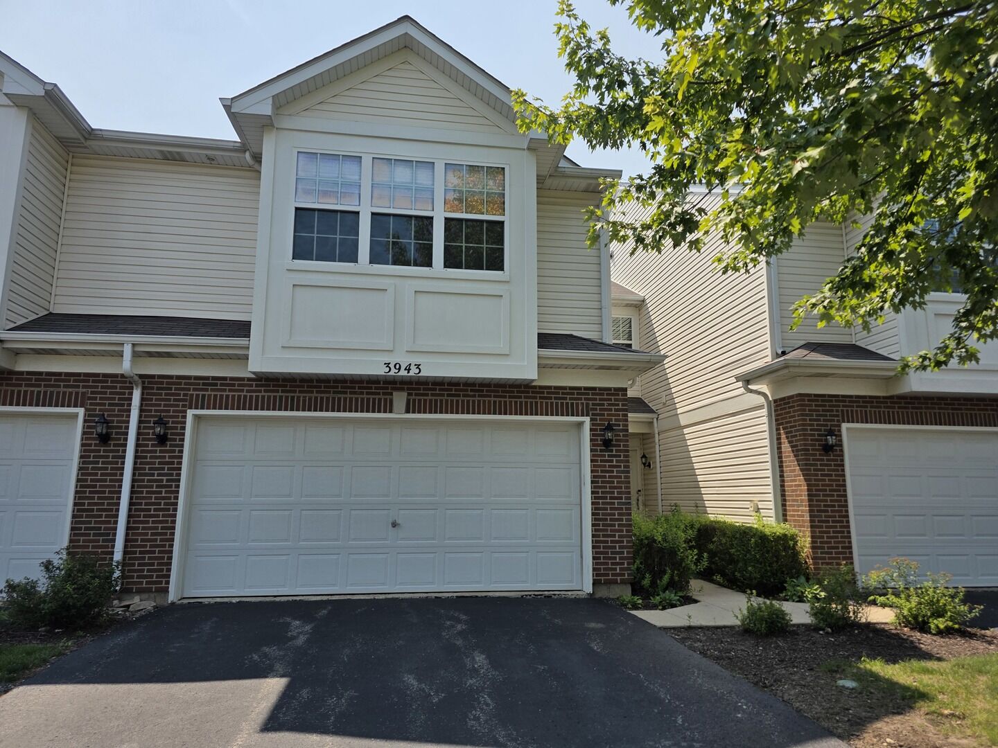 Property Photo:  3943 Havenhill Court 3943  IL 60560 