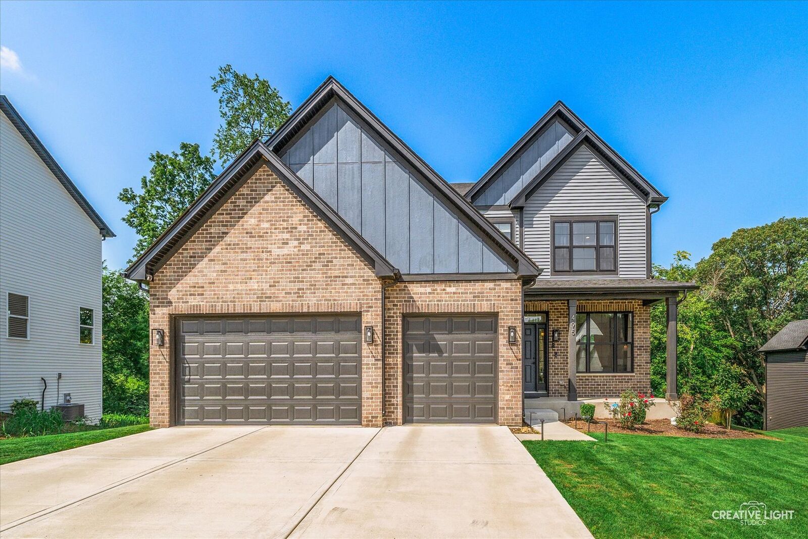 Property Photo:  495 Timber Oak Lane  IL 60560 