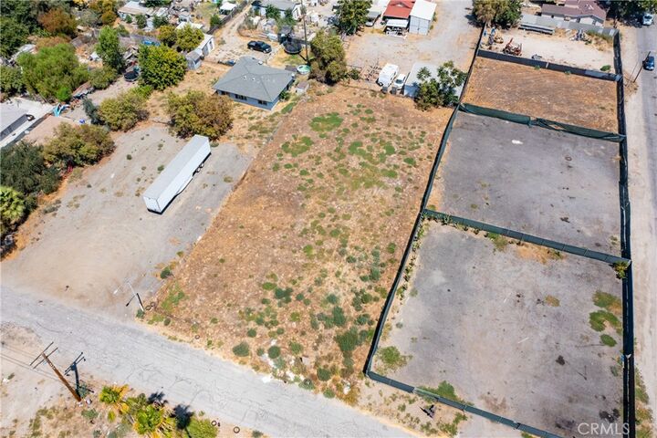 Property Photo:  603 San Jacinto Street  CA 92408 