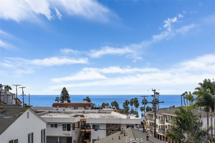 Property Photo:  259 Avenida Granada C  CA 92672 