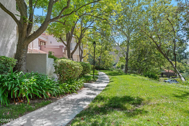 Property Photo:  501 Via Colinas  CA 91362 