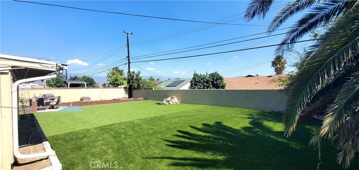 Property Photo: 857 N Dallas Avenue CA 92410