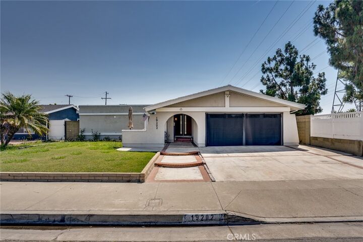 19202 Hickory Lane  Huntington Beach CA 92646 photo