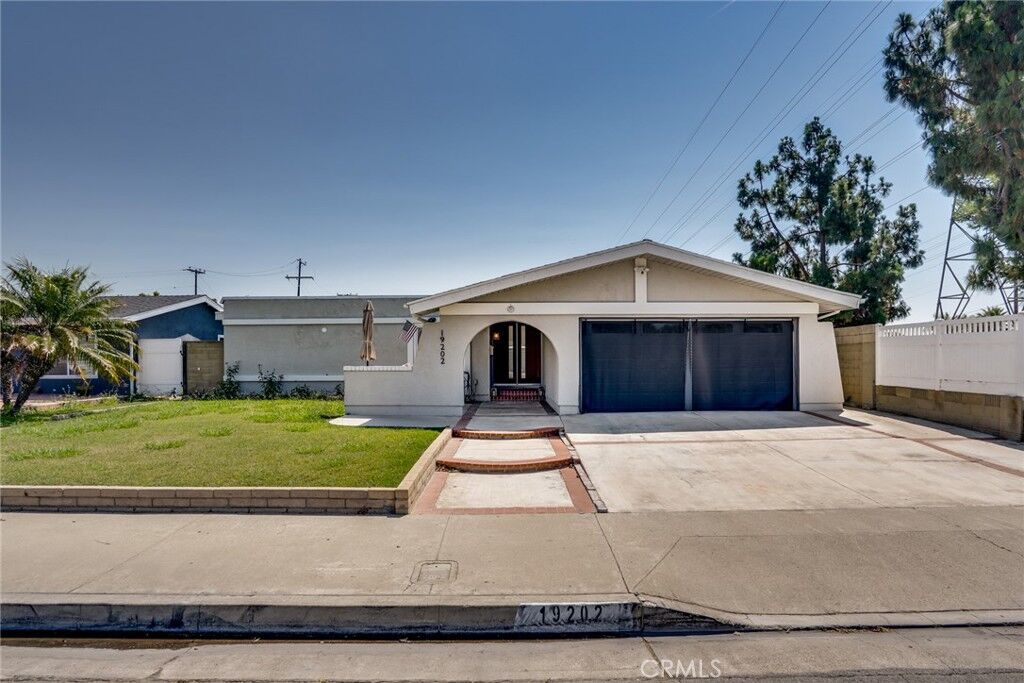 Property Photo:  19202 Hickory Lane  CA 92646 