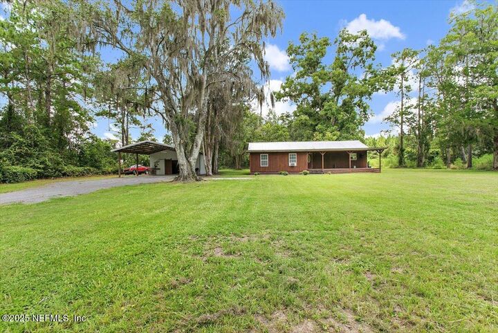Property Photo:  17071 Sutton Trail  FL 32040 