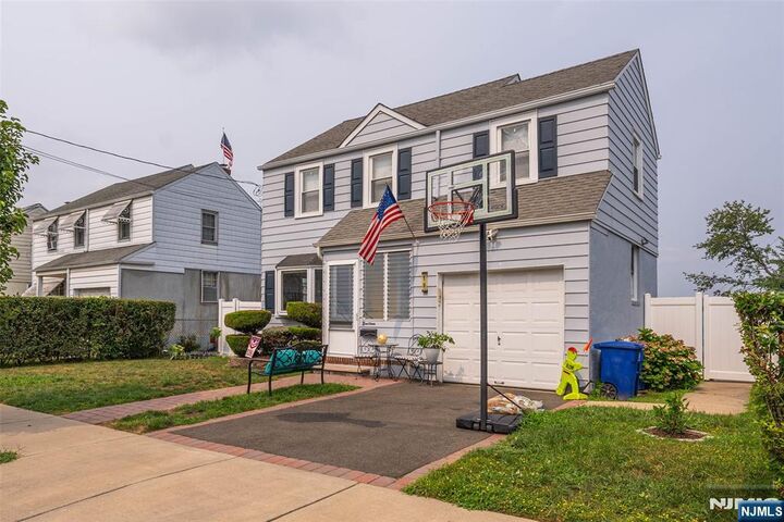 Property Photo:  19 Pine Street  NJ 07031 