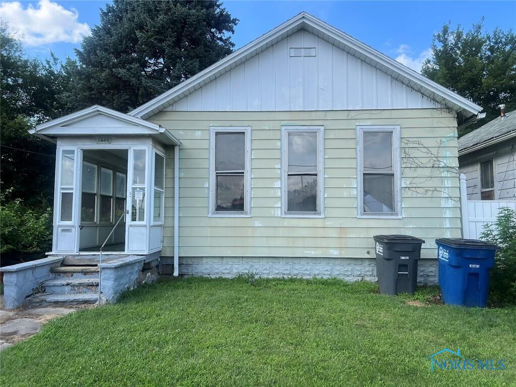 Property Photo: 1428 Freeman Street OH 43606