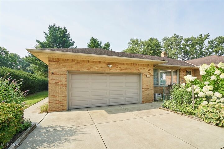Property Photo:  5901 Akins Road  OH 44133 