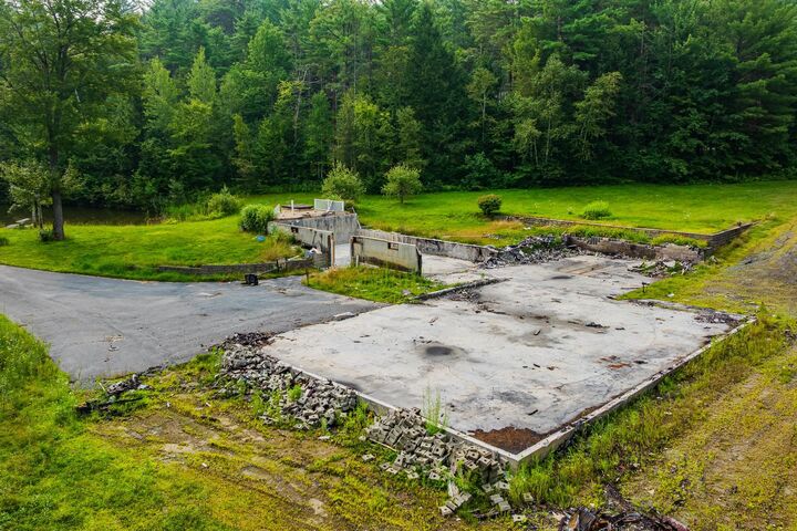 Property Photo: 398 Valley View Road VT 05001