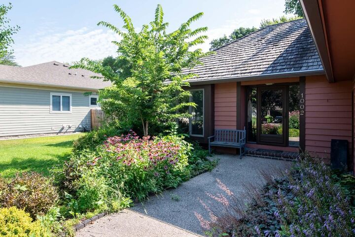 Property Photo: 1002 Oak Terrace Drive MN 56003