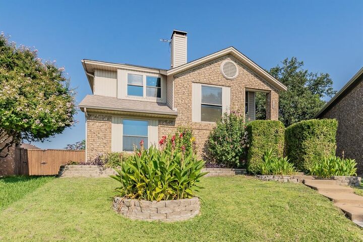 Property Photo: 2931 Peninsula Way TX 75007