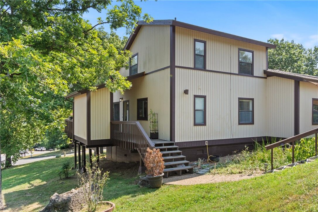 Property Photo:  1 White Oak Lane  AR 72631 