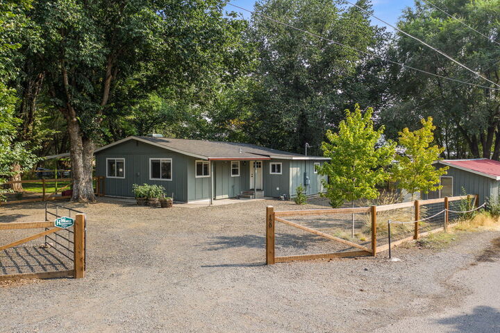 120 NE Spruce Lane  Prineville OR 97754 photo