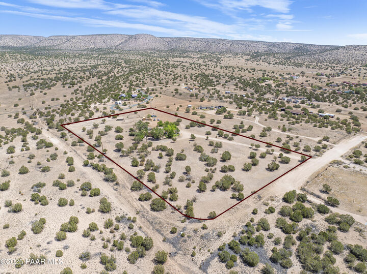 Property Photo: 990 W Valleri Ann Road AZ 86334