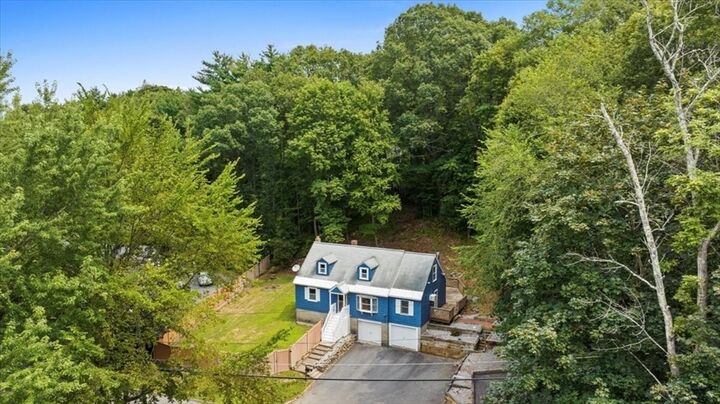 Property Photo:  61 Elmwood St  MA 01501 