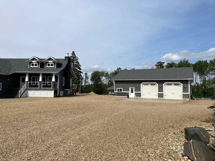 Property Photo:  835042 Range Road 233  AB T8S 1S4 