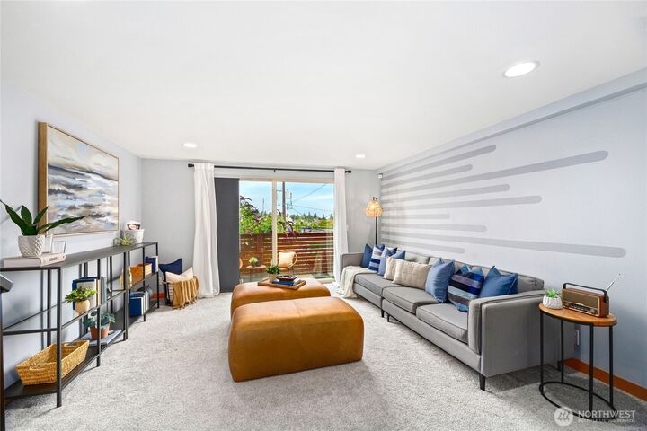 Property Photo:  4710  37th Avenue SW B  WA 98126 