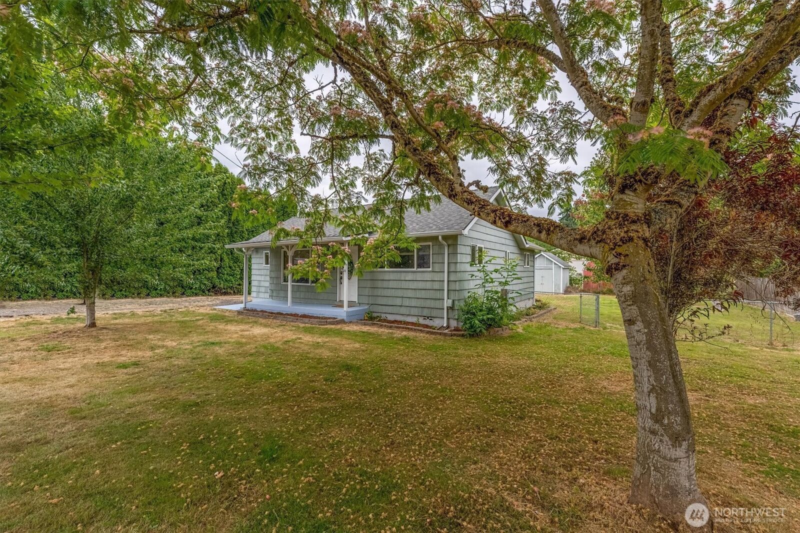 Property Photo:  3170  Pennsylvania Street  WA 98632 