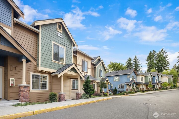 Property Photo:  5903  185th Court NE 7-107  WA 98052 