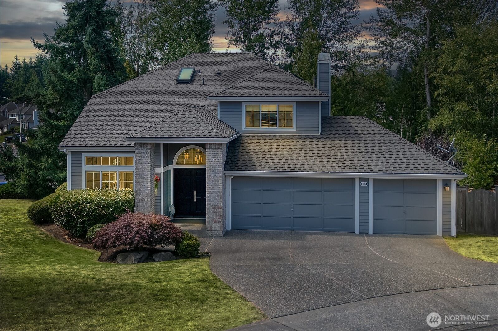Property Photo:  4905 NE 19th Court  WA 98059 