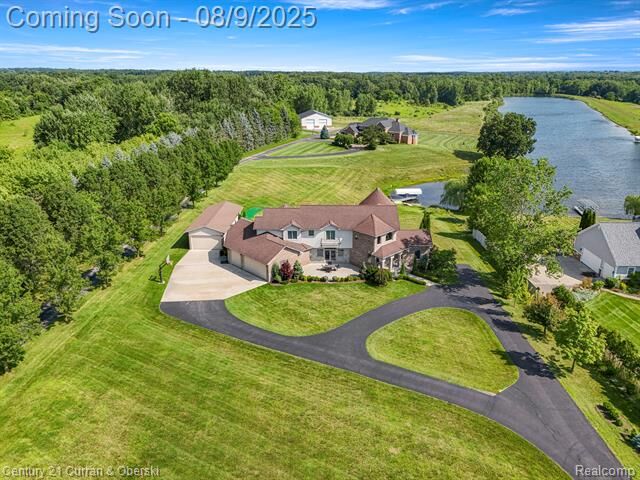Property Photo: 7455 Groveland Road MI 48442