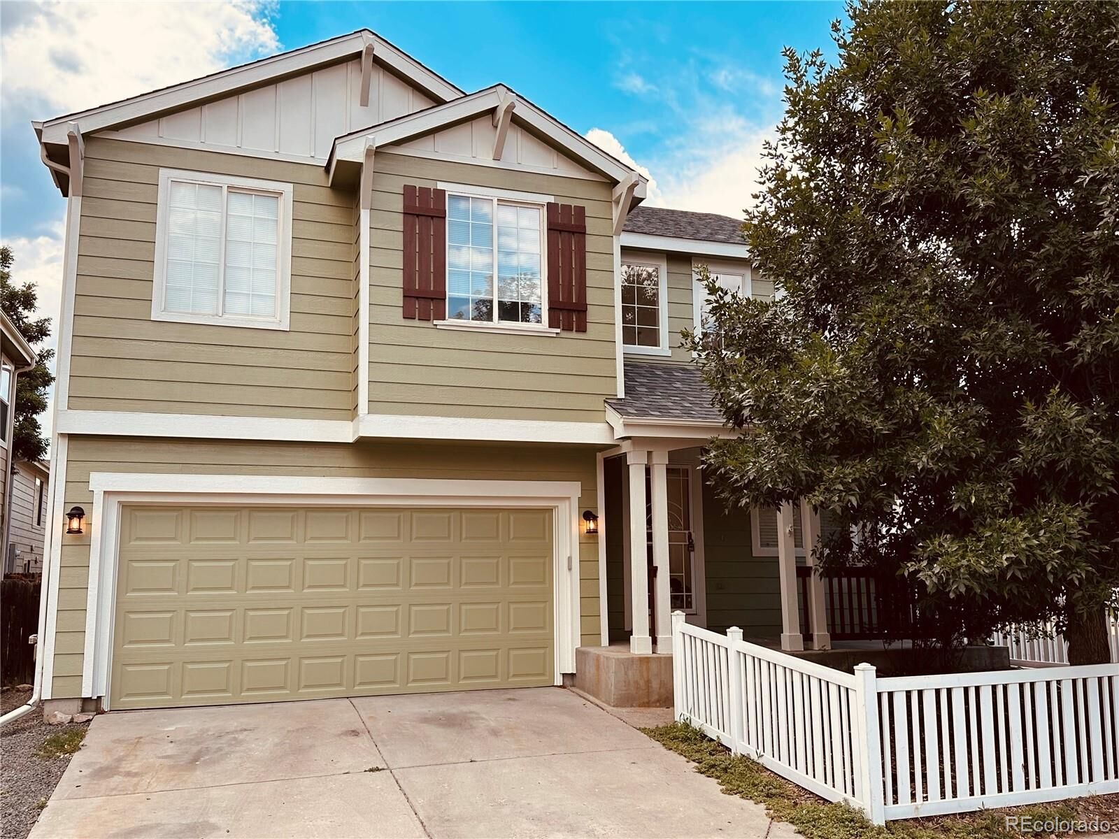 Property Photo:  1231 S Boston Court  CO 80247 