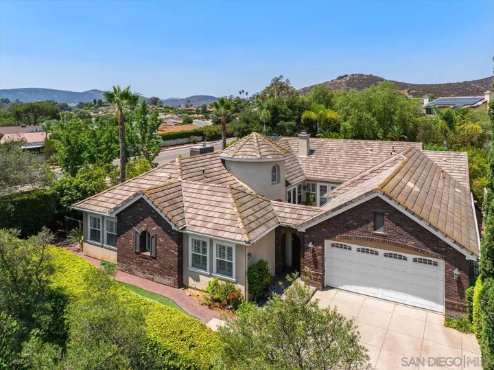 18304 Vezelay Ln  San Diego CA 92128 photo