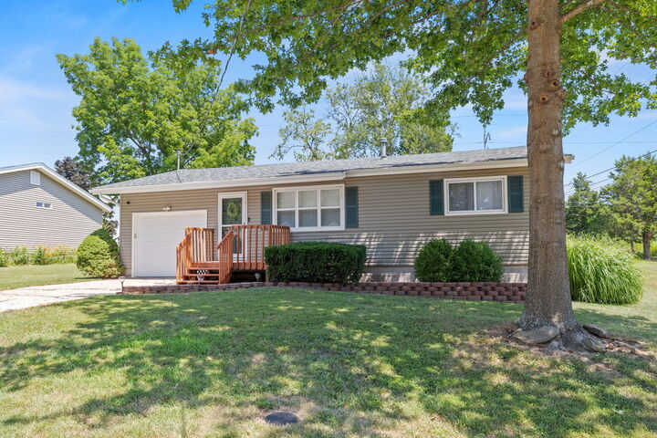 Property Photo:  1054 S Craig Avenue  MO 65804 