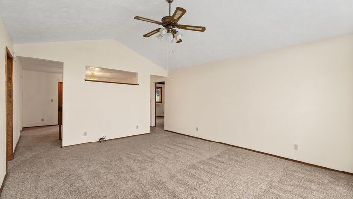 Property Photo:  3411 E Pineglen Ave  WA 99021 