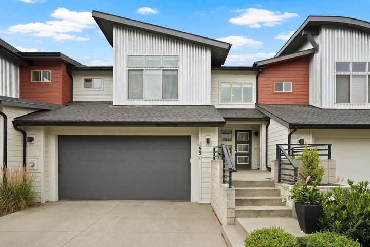 Property Photo:  1921 W Centennial Way  WA 99201 