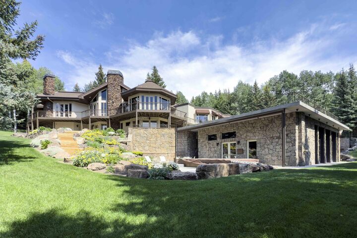 100 Wedeln Lane  Sun Valley ID 83353 photo
