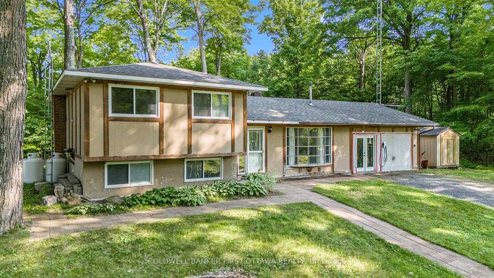 Property Photo:  739 Scotch Corners Road  ON K7C 3P1 