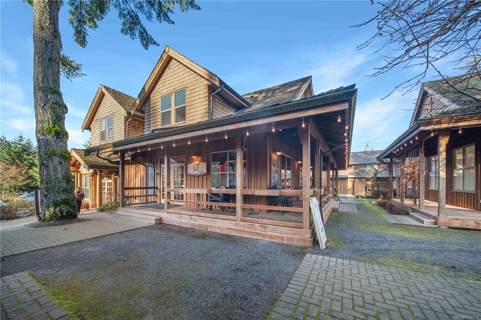 Property Photo: 5281 Rutherford Rd 102 BC V9T 5N9