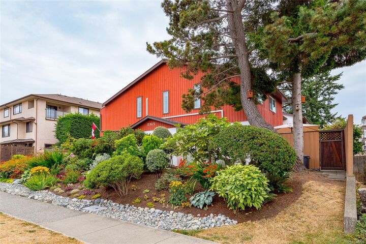 Property Photo: 2365 Henry Ave 1 BC V8L 2B4