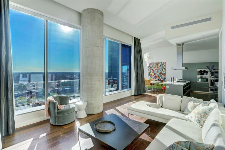 Property Photo: 210 Lavaca Street 3401 TX 78701