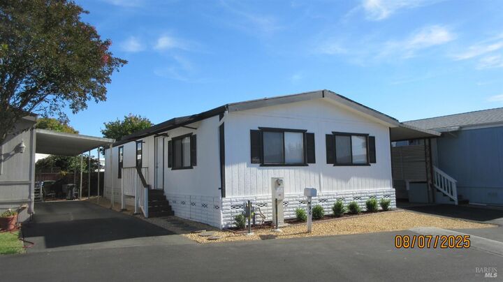 Property Photo: 190 Apple Lane CA 95407