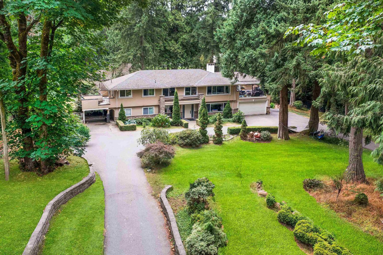 Property Photo: 13788 32 Avenue BC V4P 2B8