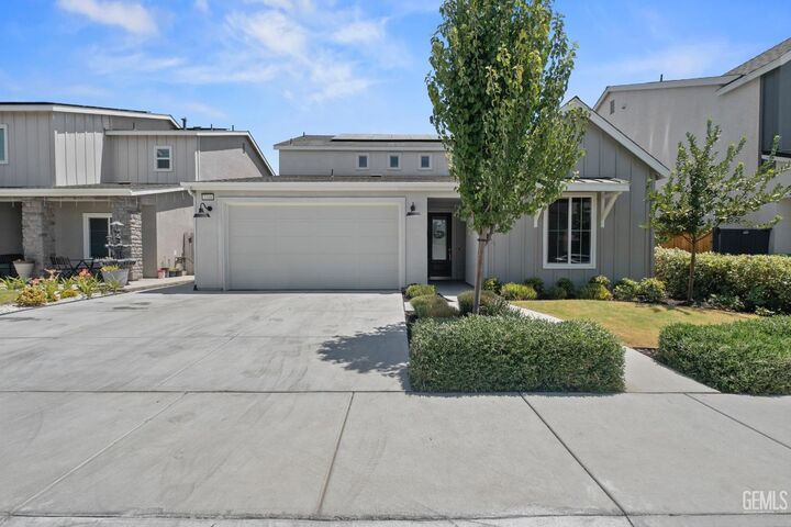 3318 Cedar Valley Lane  Shafter CA 93263 photo