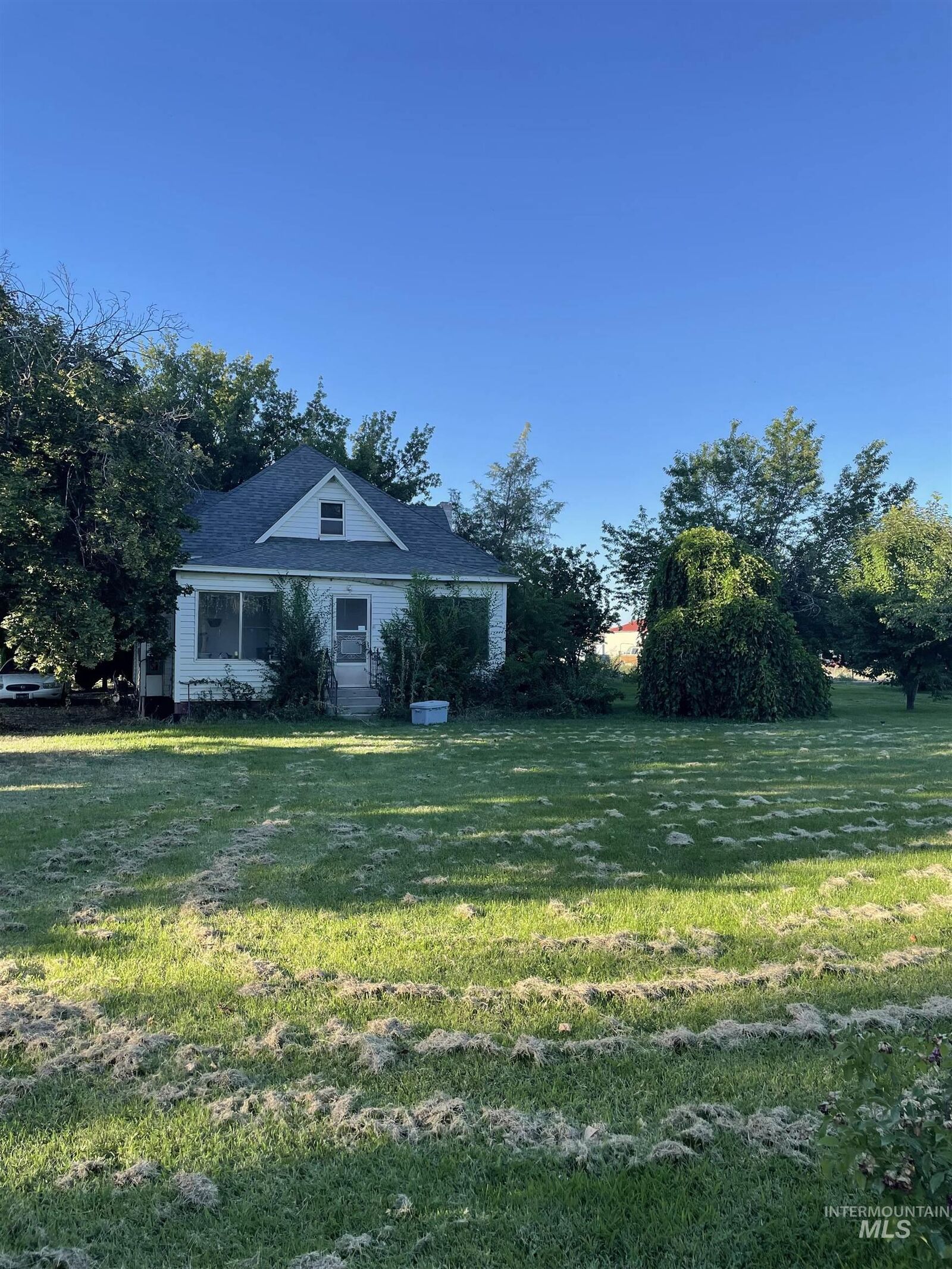 Property Photo: 2450 E 1st ID 83619-2641