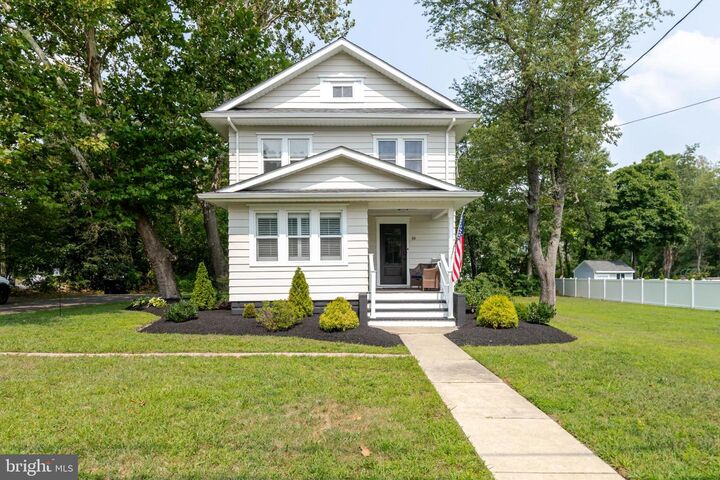 16 Townsend Avenue  Berlin NJ 08009 photo