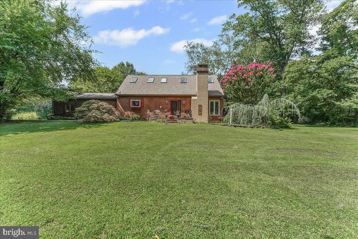 Property Photo: 962 E Baltimore Pike PA 19348