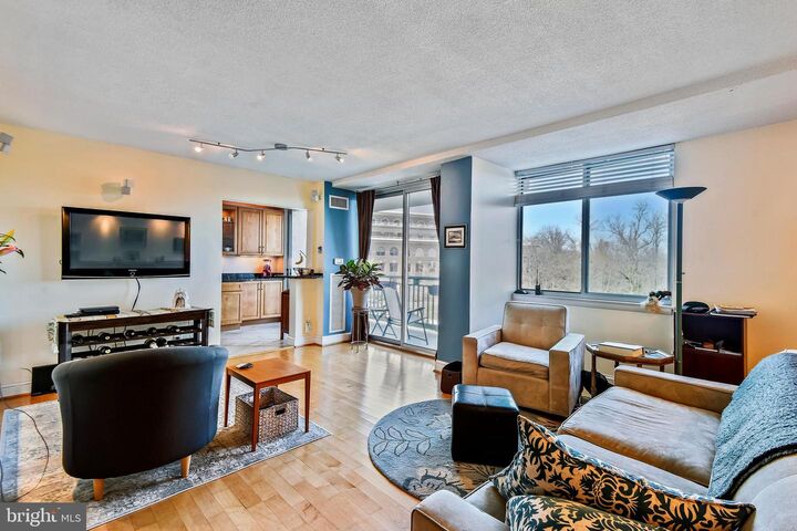 Property Photo:  501 Slaters Lane 215  VA 22314 