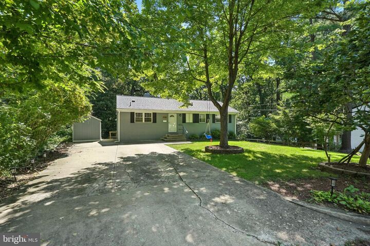 Property Photo: 5206 Easton Drive VA 22151